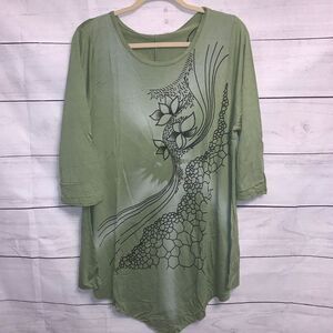 Light green tunic top UK size  20 XL 14 floral geometric top by Vital